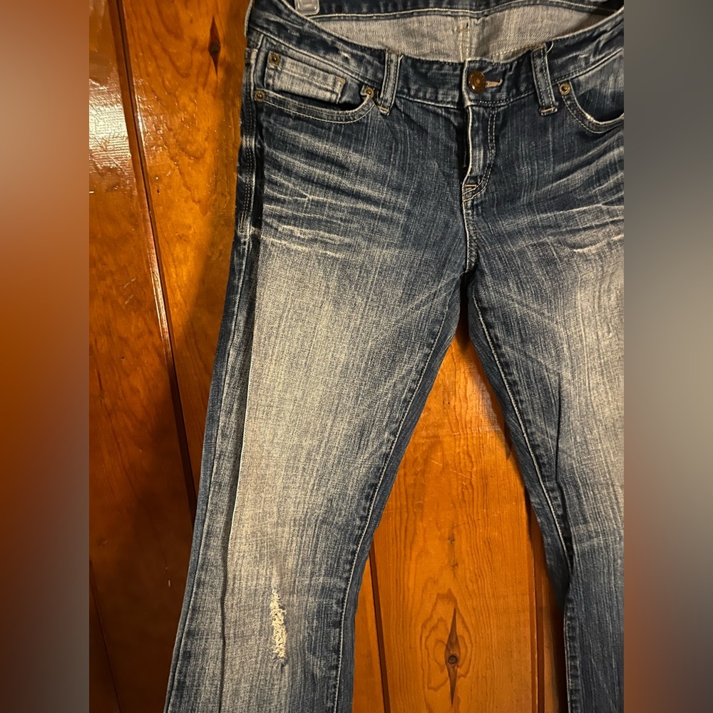 Express Low Rise Bootcut Jeans - Picture 2 of 5